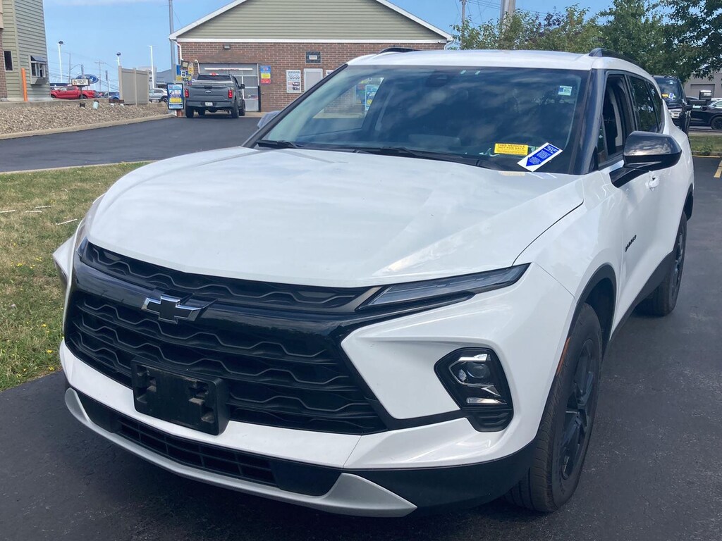 Used 2025 Chevrolet Blazer LT SUV