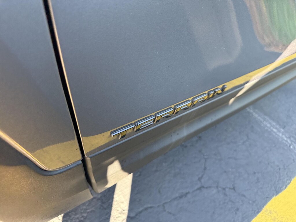 Used 2021 GMC Terrain SLE SUV