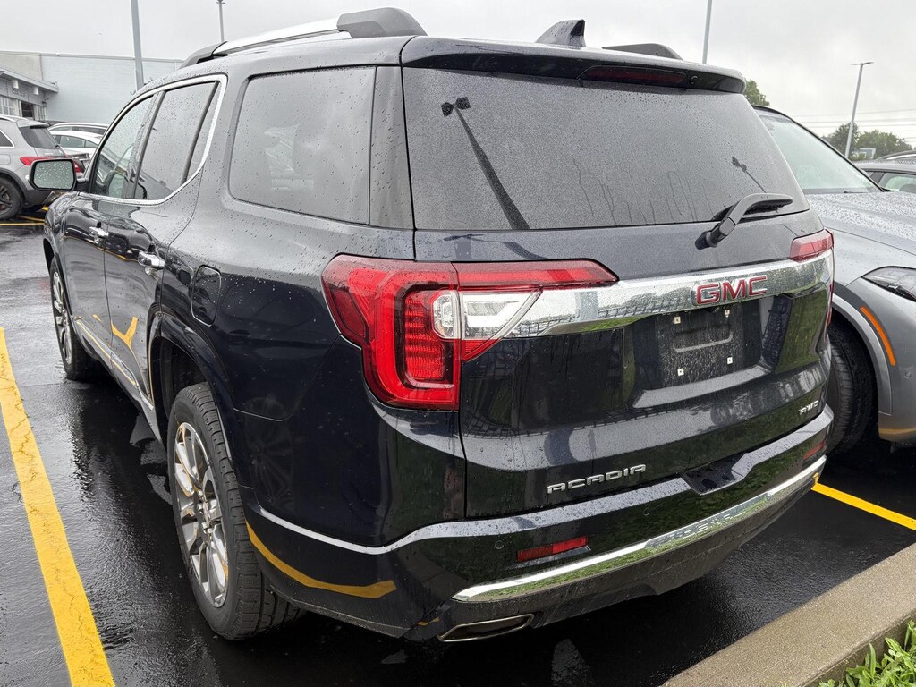 Used 2022 GMC Acadia Denali