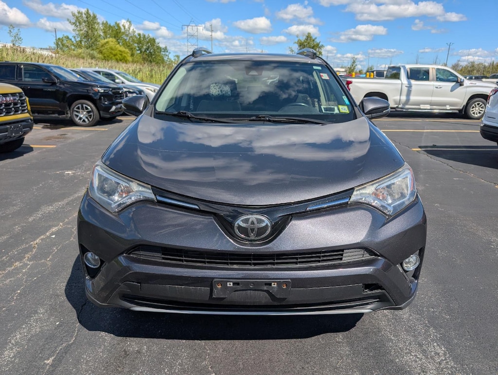 Used 2018 Toyota RAV4 XLE SUV