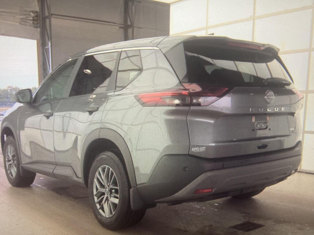 Used 2023 Nissan Rogue S SUV
