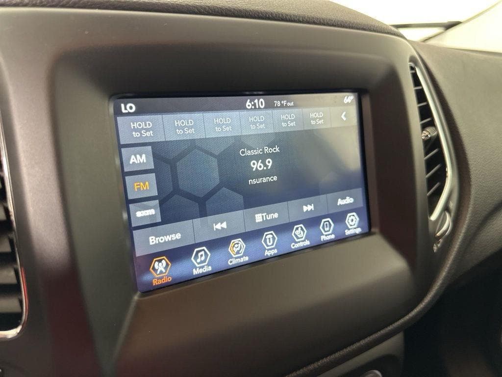 Used 2019 Jeep Compass SUBN