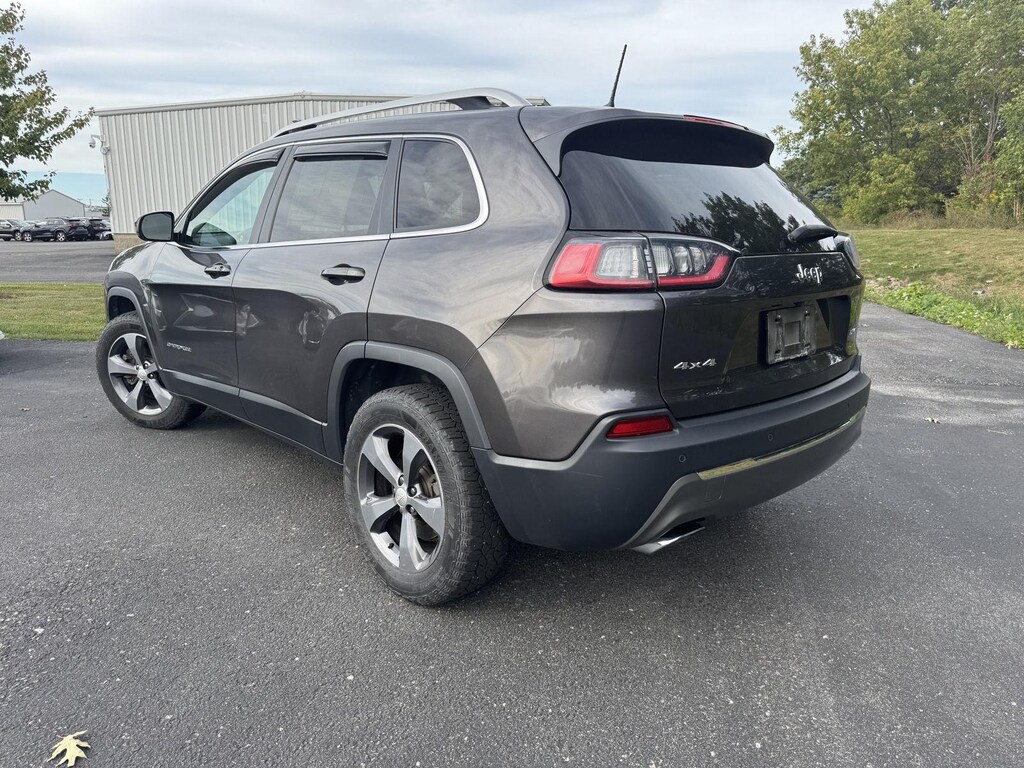 Used 2019 Jeep Cherokee Limited SUV