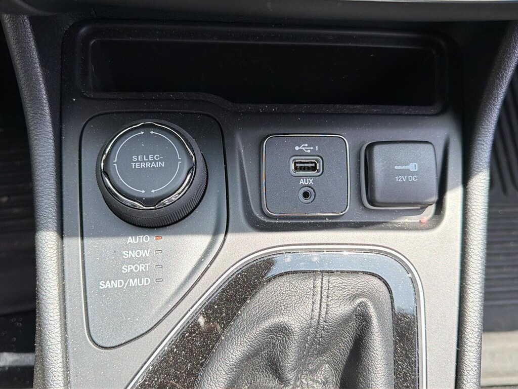 Used 2021 Jeep Cherokee Limited SUV
