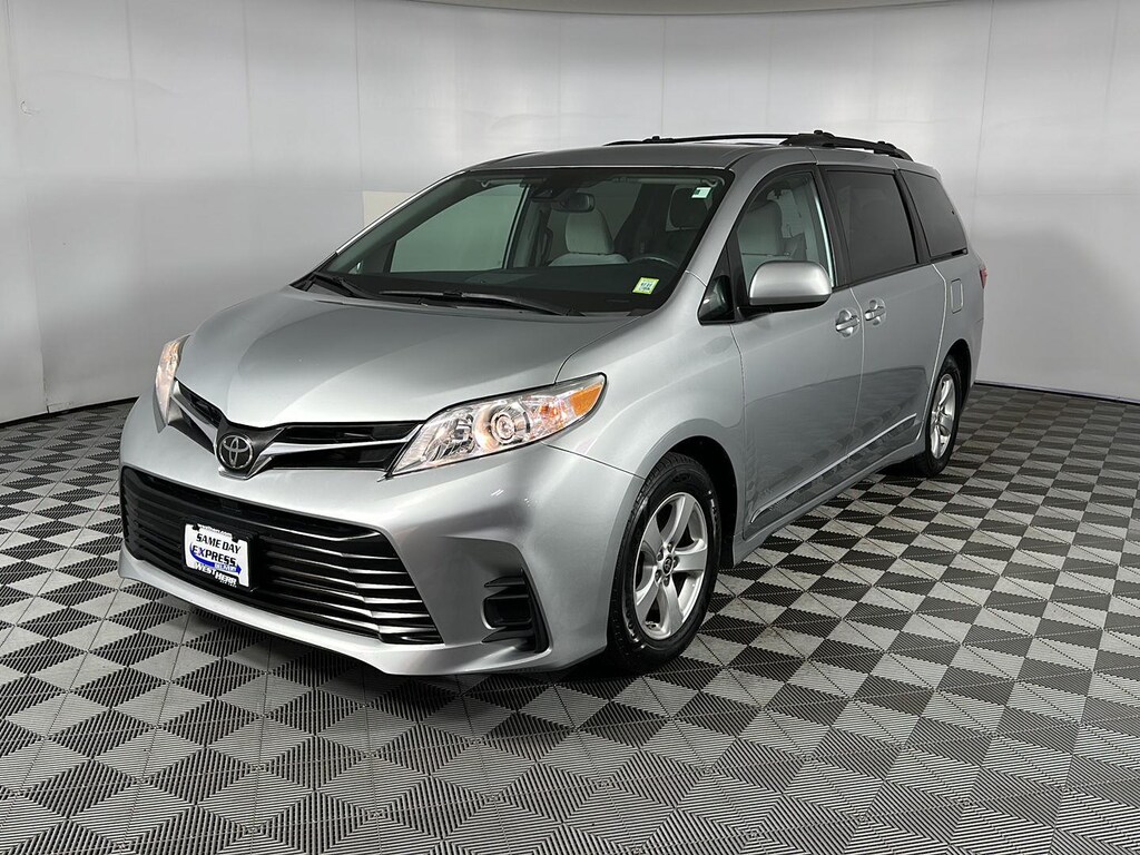Certified 2020 Toyota Sienna LE 8-Passenger Van