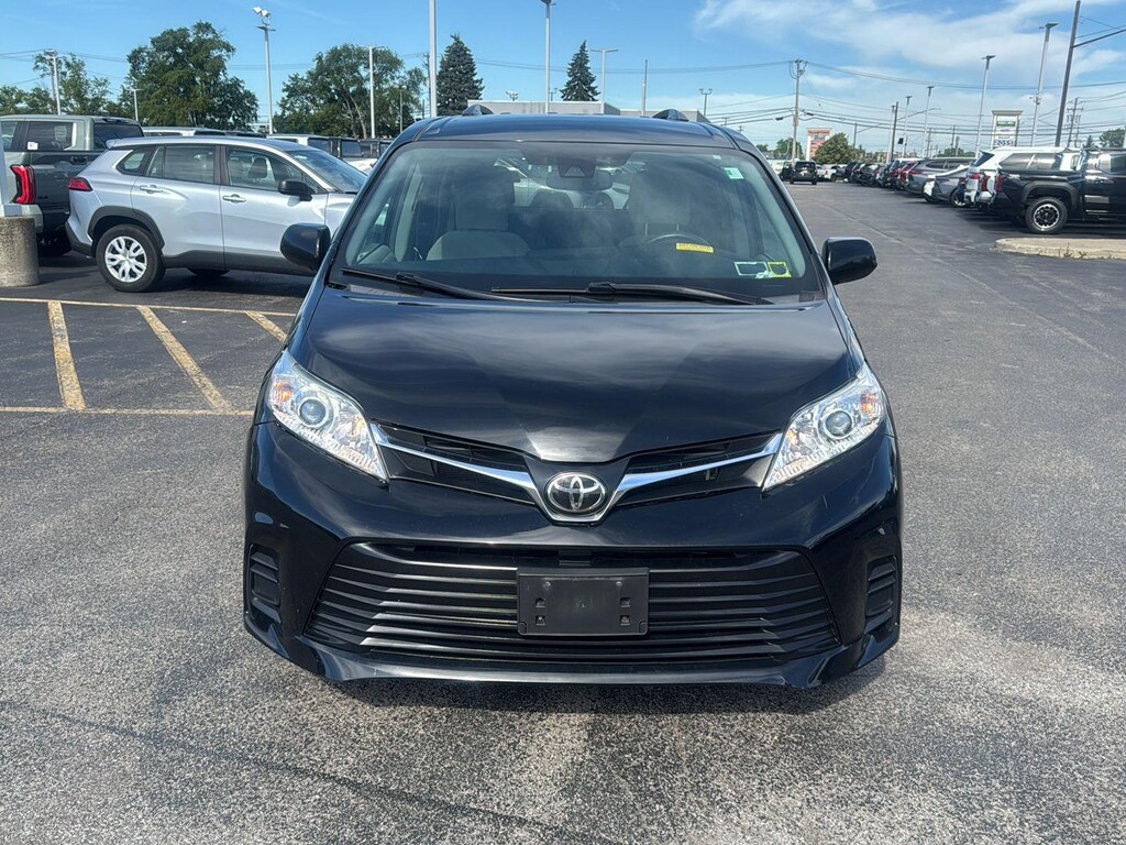 Used 2019 Toyota Sienna LE Van