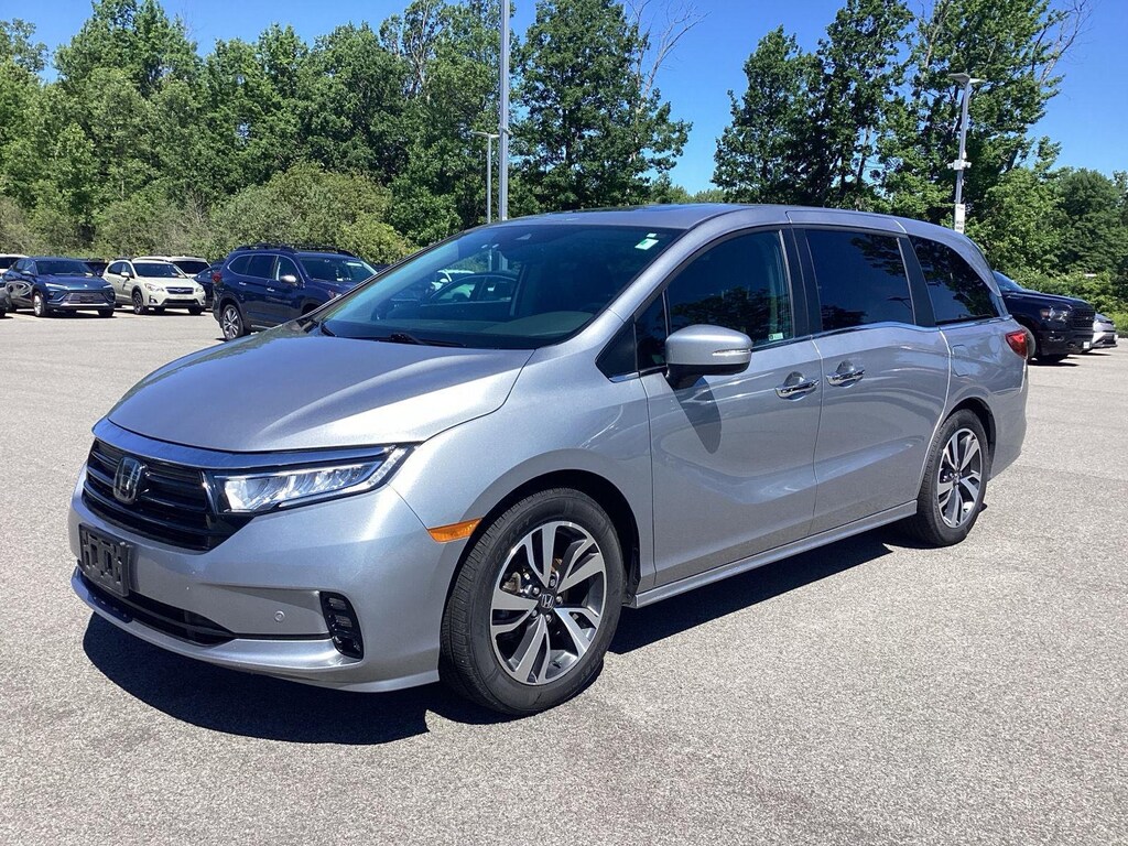 Used 2021 Honda Odyssey Touring MiniVan
