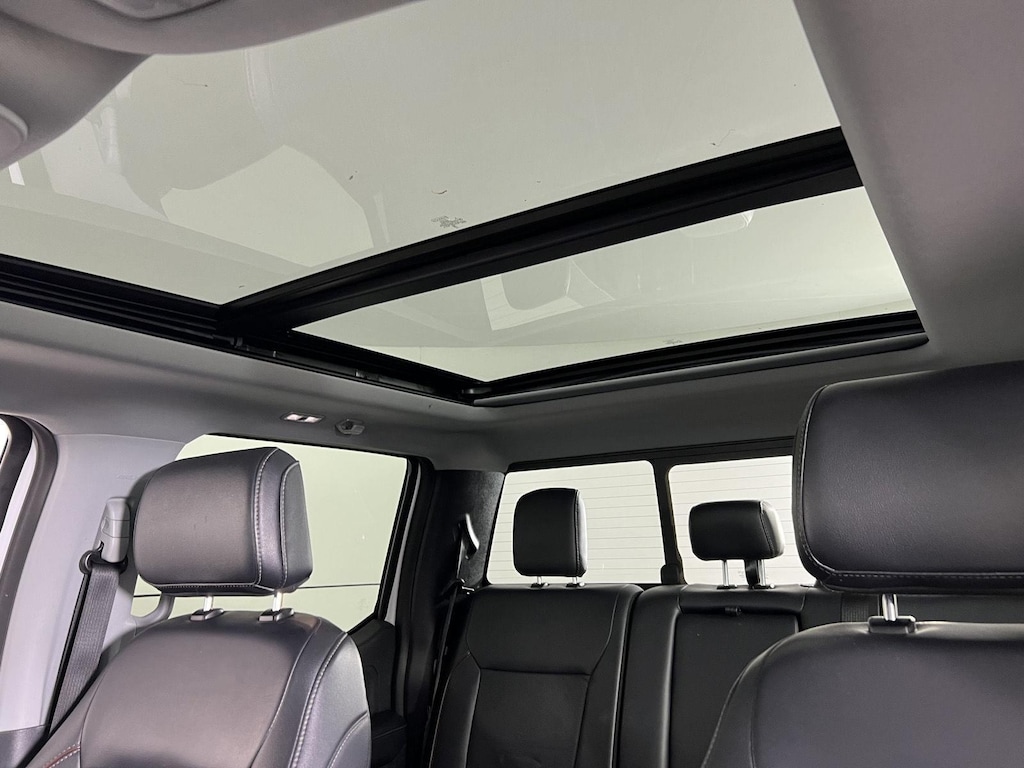 Used 2024 Ford Super Duty F-350 Lariat Truck