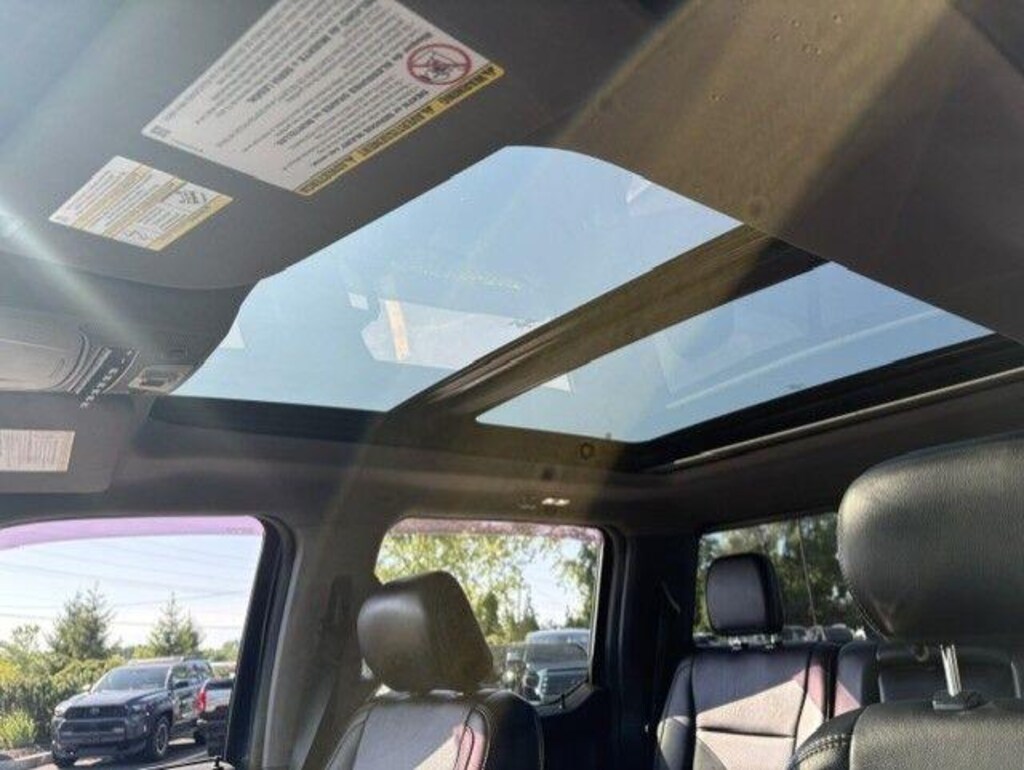 Used 2019 Ford Super Duty F-250 SRW Lariat Truck