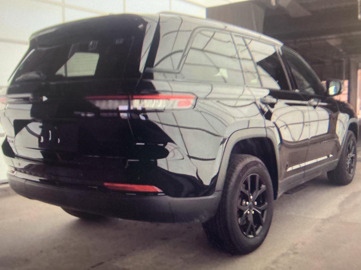 Certified 2024 Jeep Grand Cherokee Altitude SUV