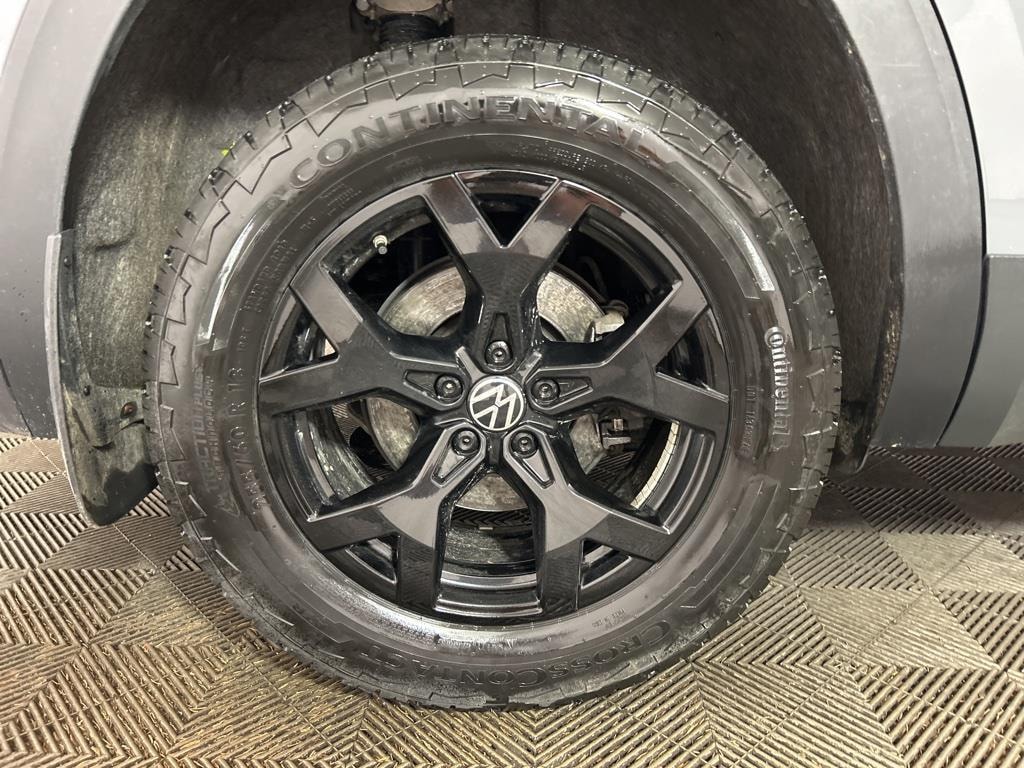Used 2024 Volkswagen Atlas 2.0T Peak Edition SE w/Technology SUV