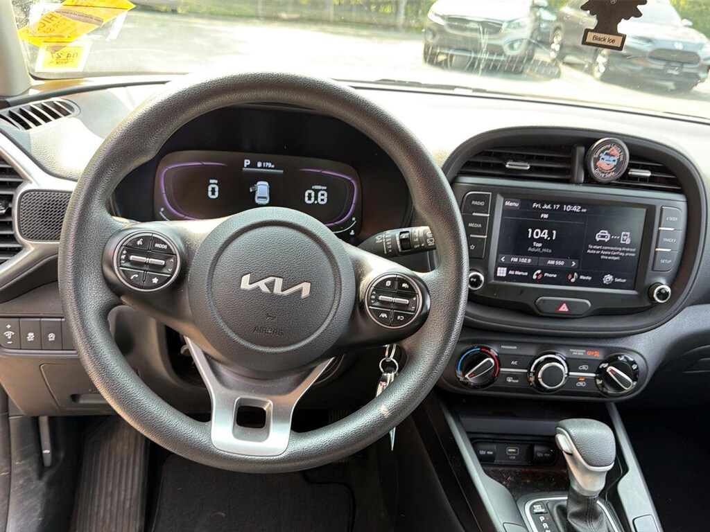 Used 2023 Kia Soul LX Hatchback