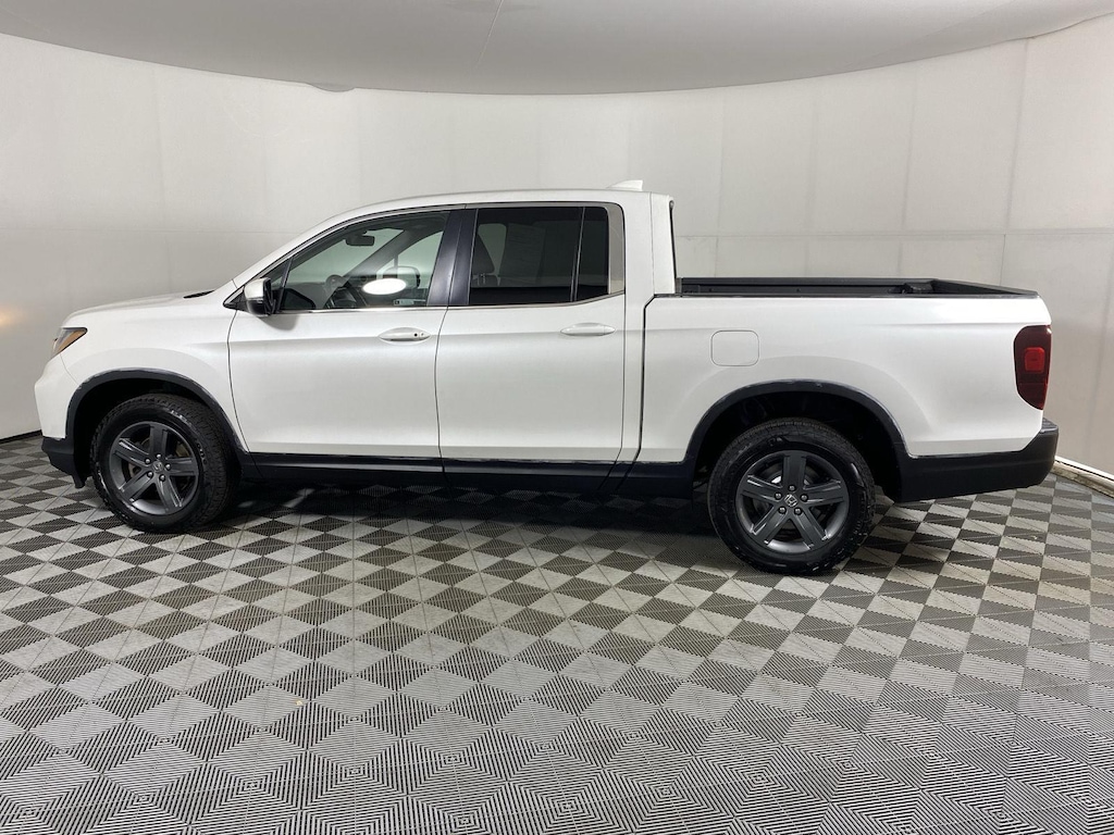 Certified 2023 Honda Ridgeline RTL Truck