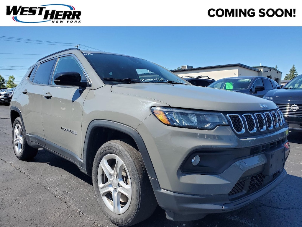 Used 2023 Jeep Compass Latitude SUV