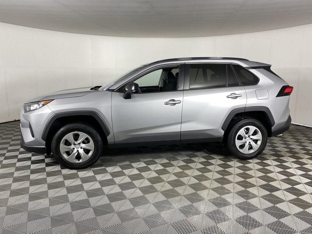 Used 2019 Toyota RAV4 LE SUV