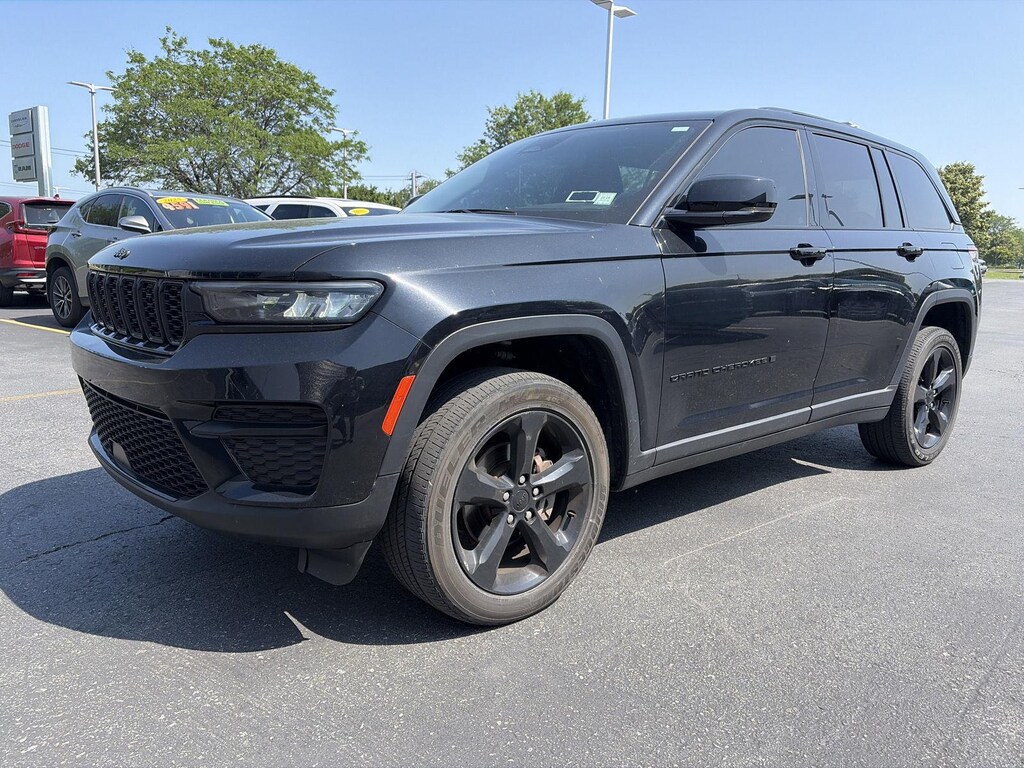 Certified 2023 Jeep Grand Cherokee Altitude SUV