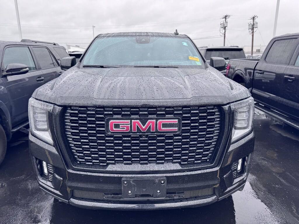 Used 2023 GMC Yukon XL Denali SUV