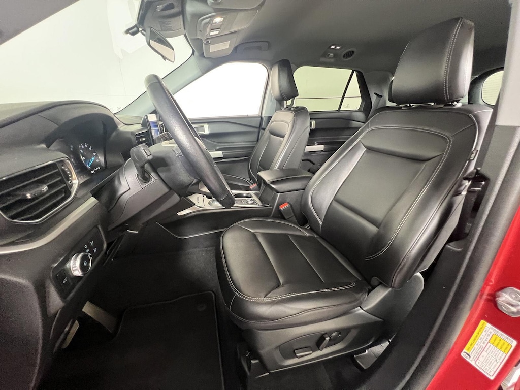 Used 2022 Ford Explorer XLT SUV