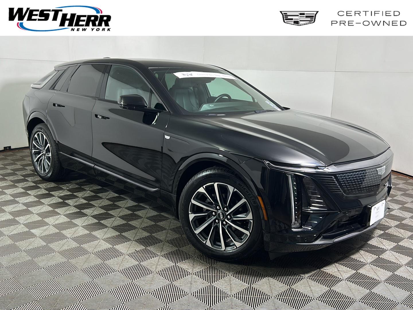  Cadillac Lyriq