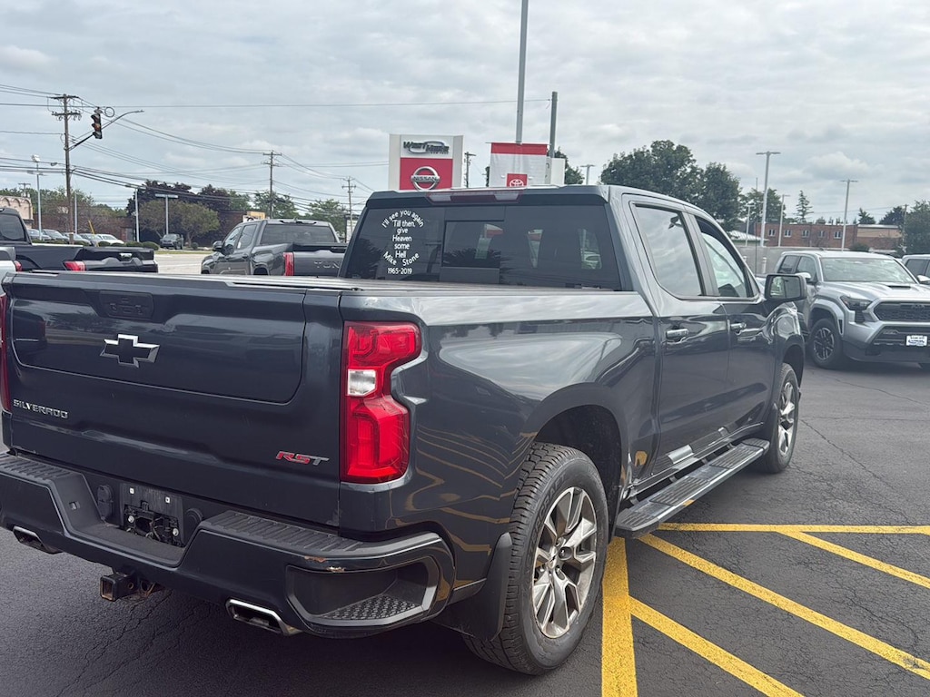 Used 2021 Chevrolet Silverado 1500 RST Truck