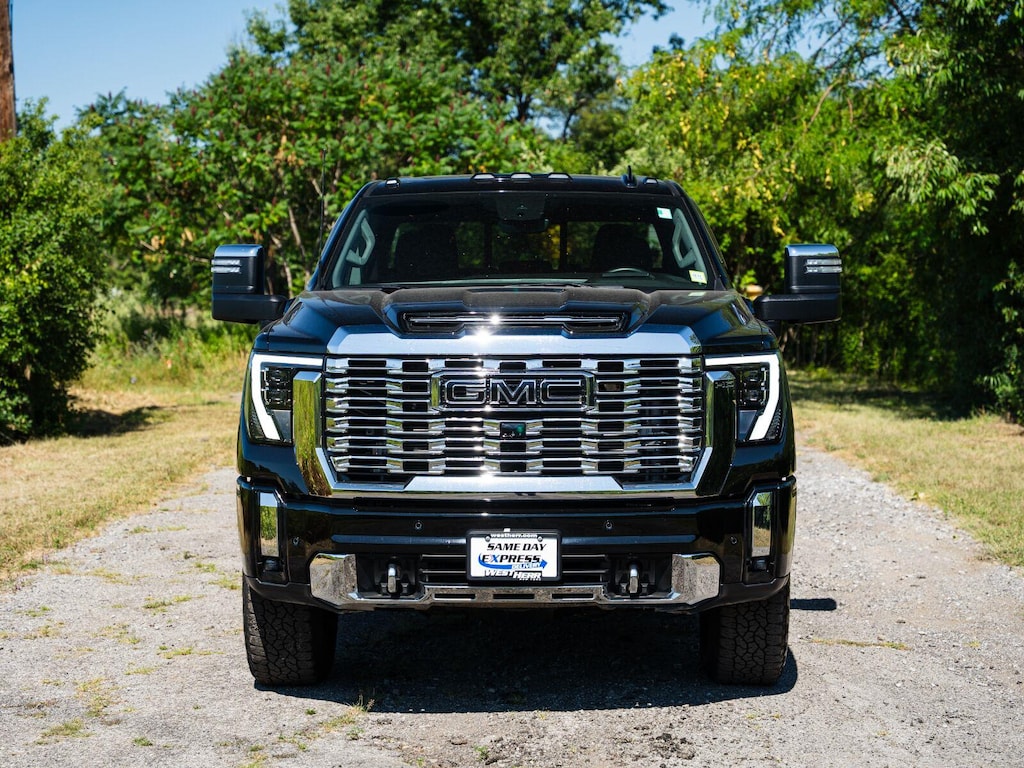 Used 2025 GMC Sierra 3500HD Denali Truck
