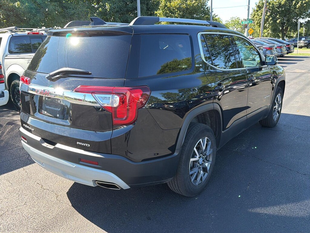 Used 2023 GMC Acadia SLE