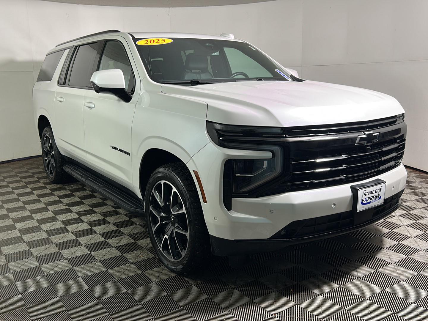 Used 2025 Chevrolet Suburban RST SUV