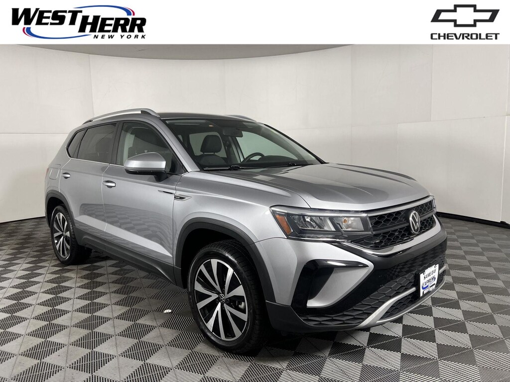 Used 2022 Volkswagen Taos SE SUV