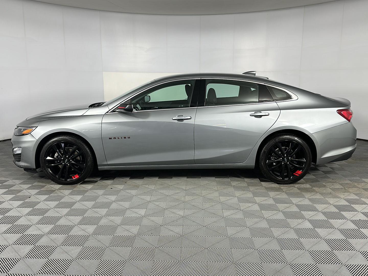 Used 2024 Chevrolet Malibu LT Sedan