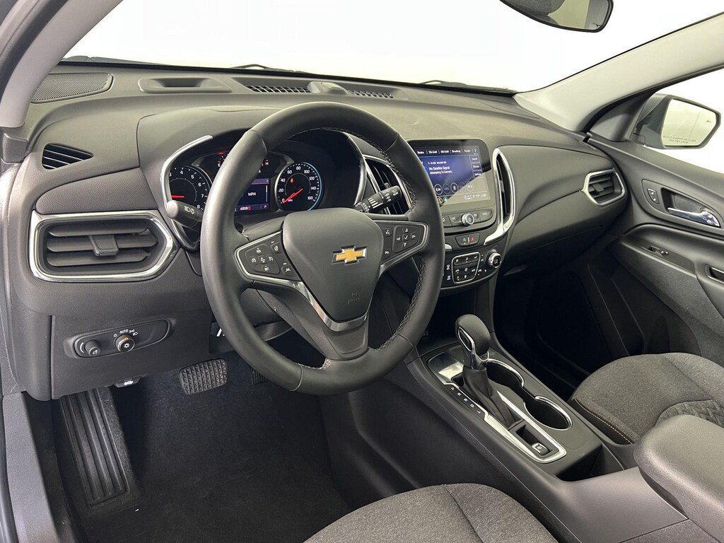Used 2024 Chevrolet Equinox UV
