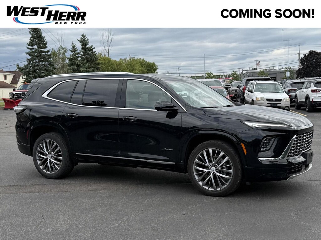 Used 2025 Buick Enclave Avenir SUV