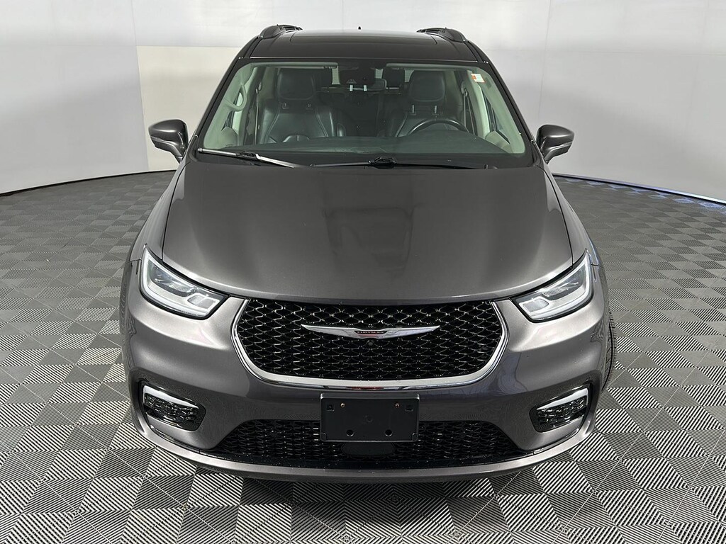 Used 2021 Chrysler Pacifica Touring L Van