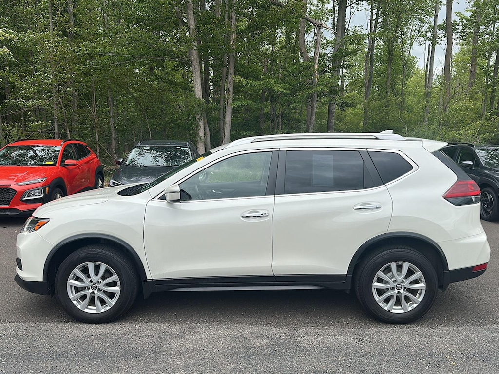 Used 2020 Nissan Rogue SV SUV