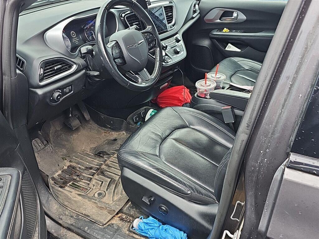 Used 2019 Chrysler Pacifica Touring L Van