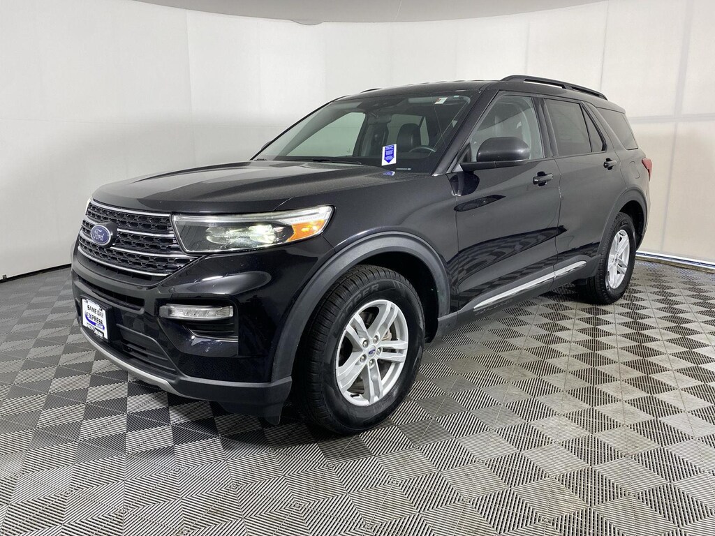 Used 2024 Ford Explorer XLT SUV