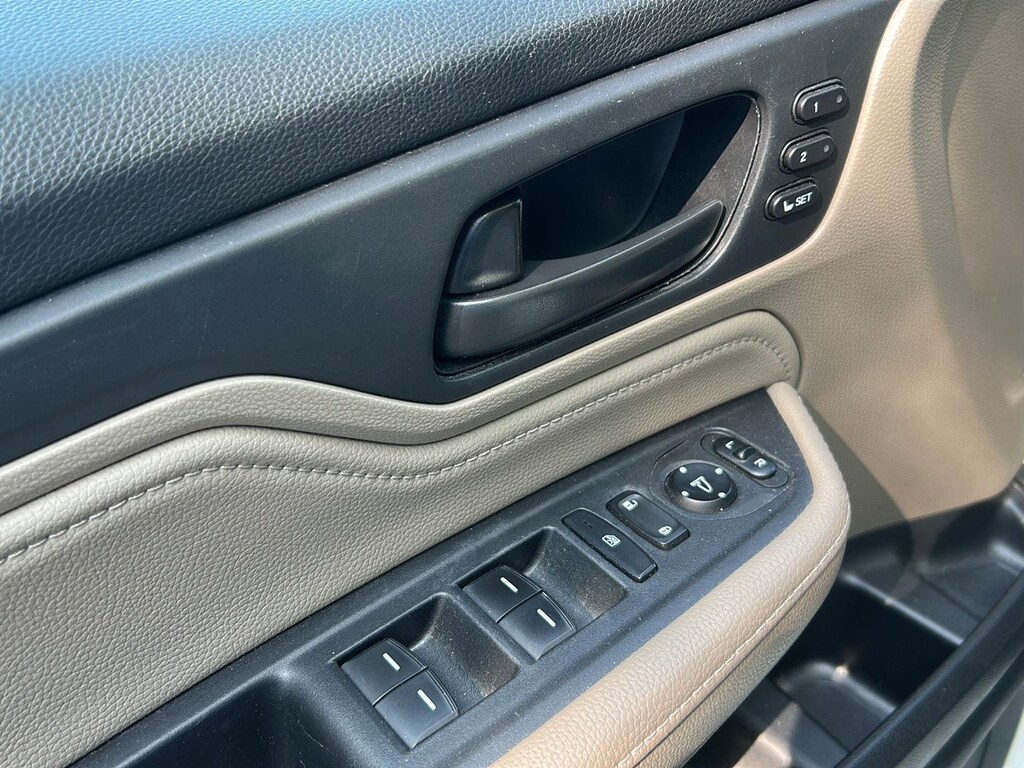 Used 2019 Honda Odyssey Touring Van