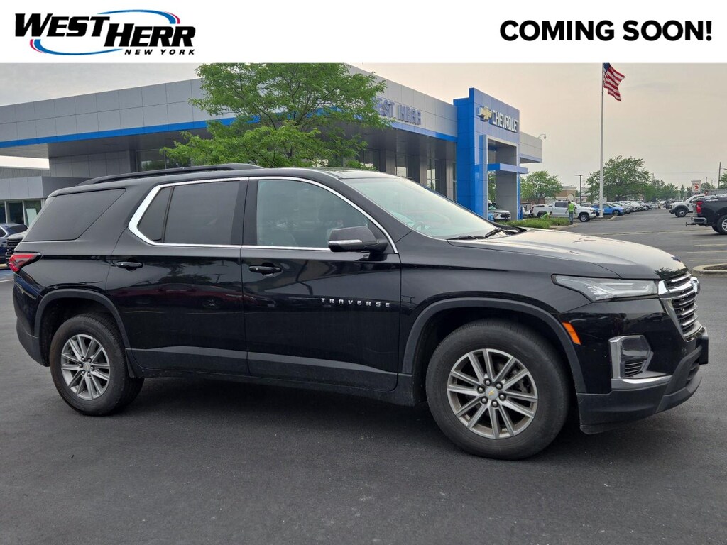 Used 2023 Chevrolet Traverse LT Leather SUV