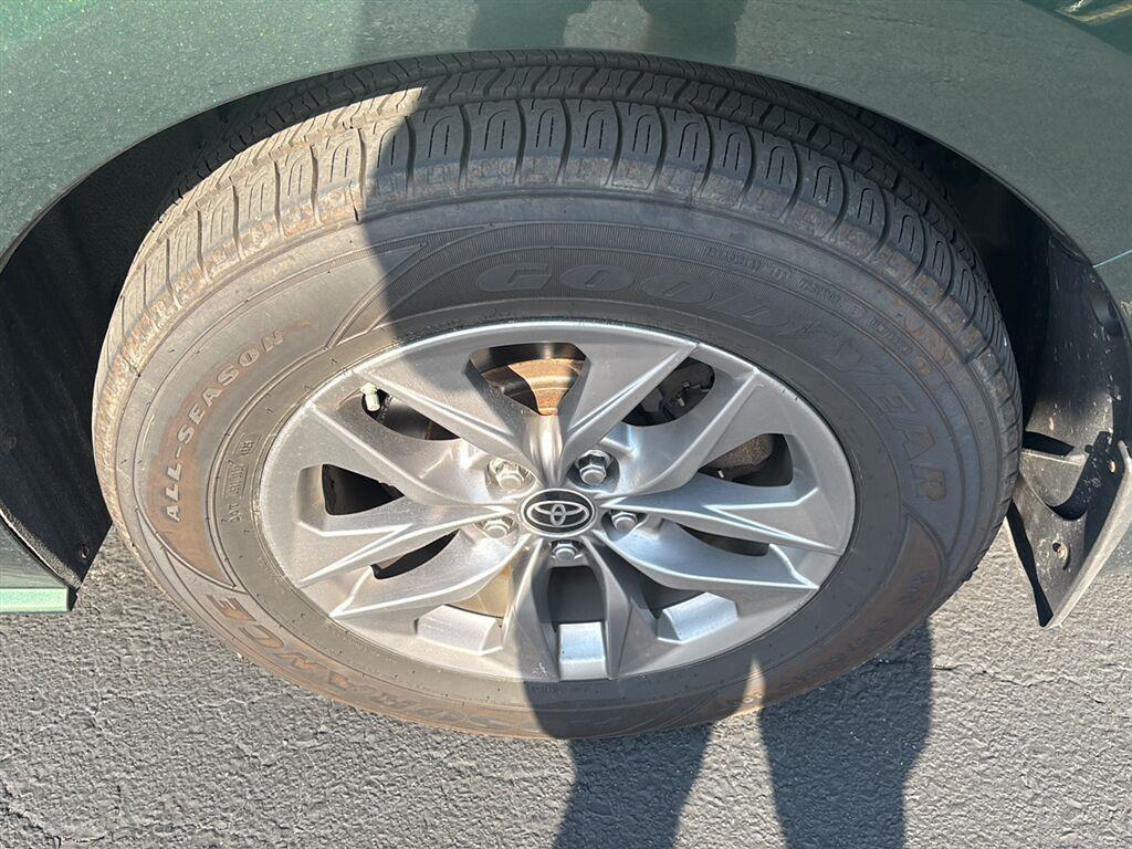 Used 2021 Toyota Sienna XLE 7-Passenger SUBN