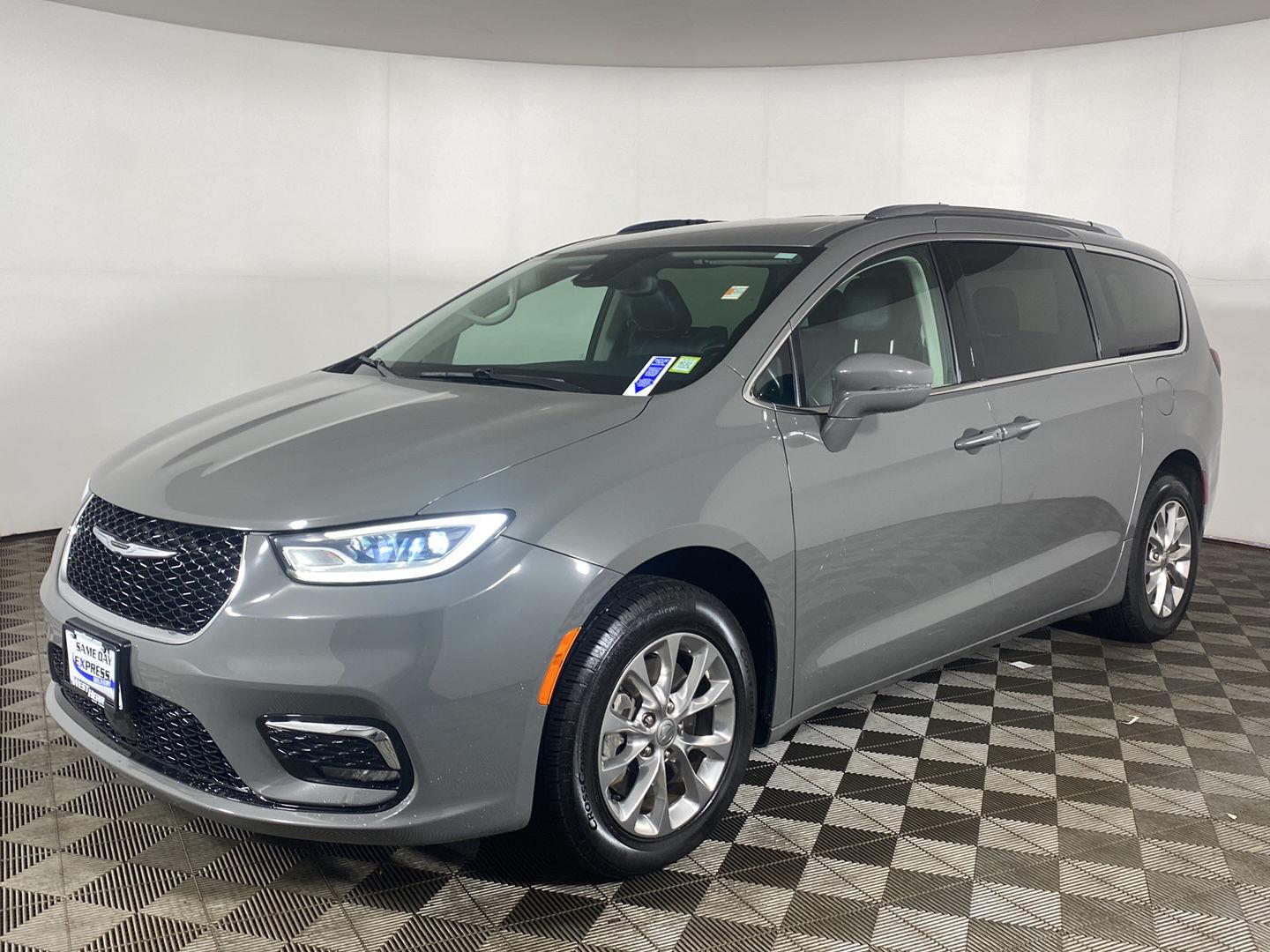 Certified 2021 Chrysler Pacifica Touring L AWD Van
