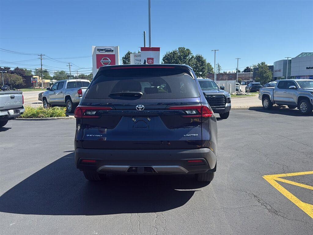 Certified 2025 Toyota Grand Highlander Hybrid Limited SUV