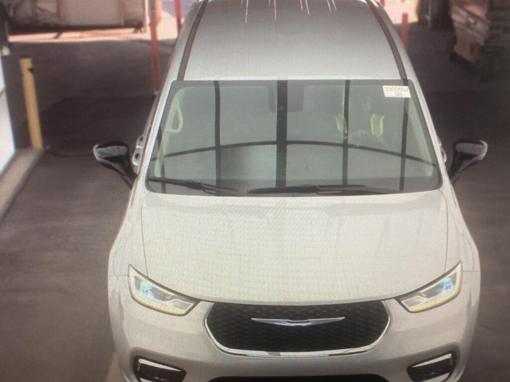 Used 2024 Chrysler Pacifica Touring L Van