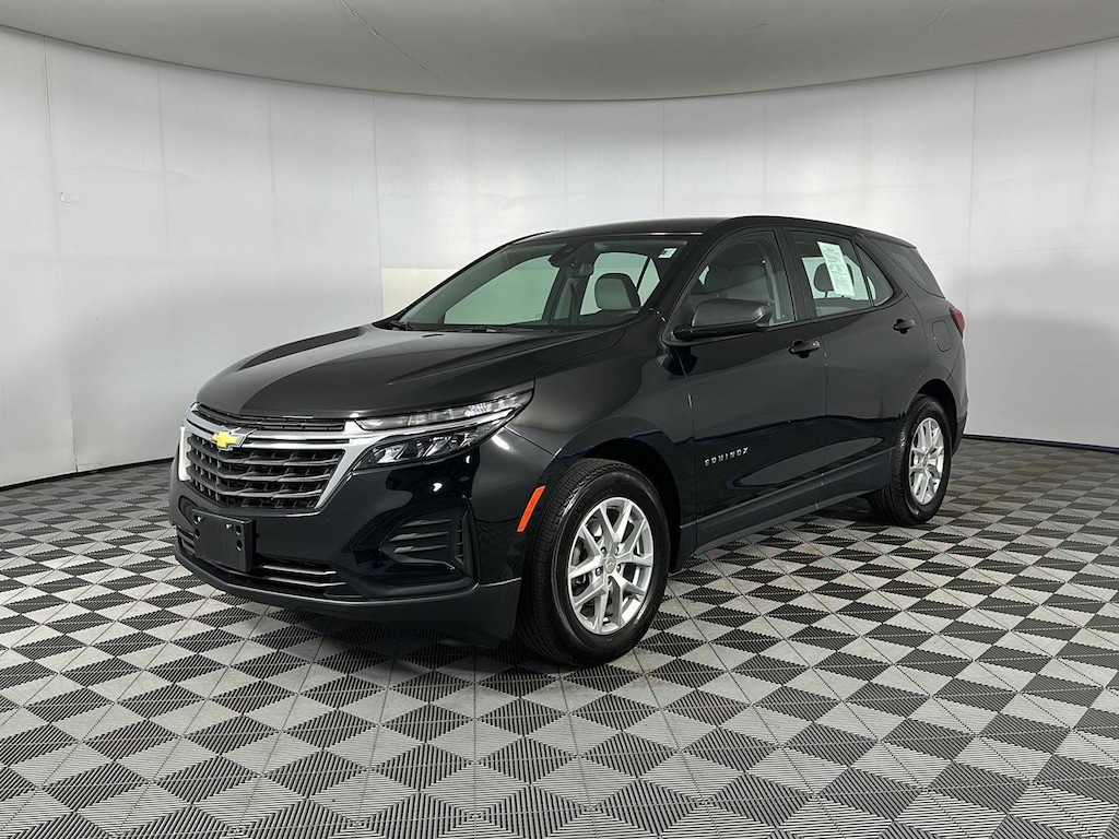 Used 2024 Chevrolet Equinox LS SUV