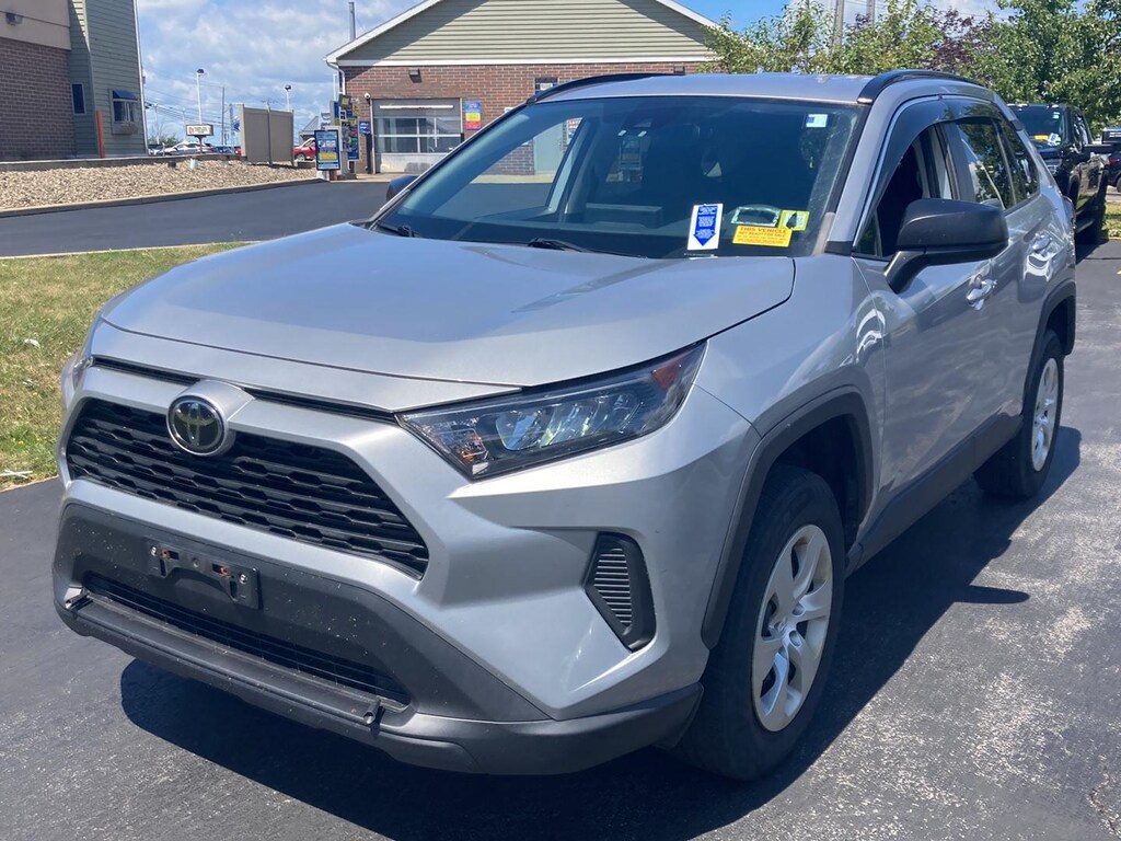 Used 2019 Toyota RAV4 LE SUV