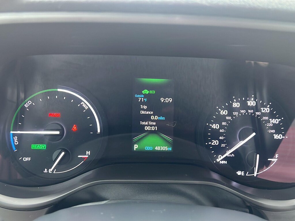 Certified 2023 Toyota Sienna LE Van