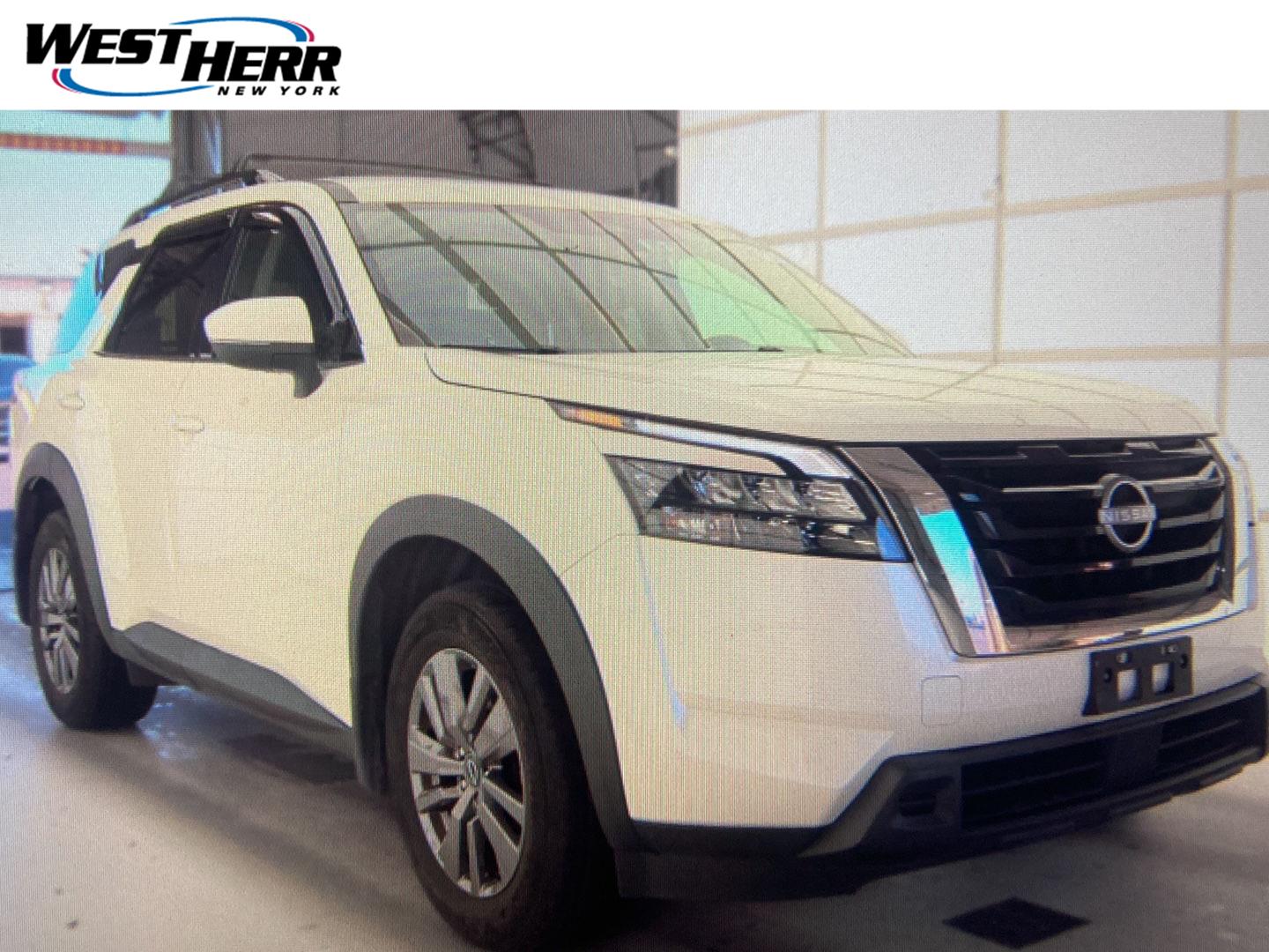 Used 2024 Nissan Pathfinder SV SUV