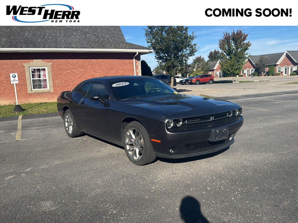 Used 2023 Dodge Challenger SXT Coupe