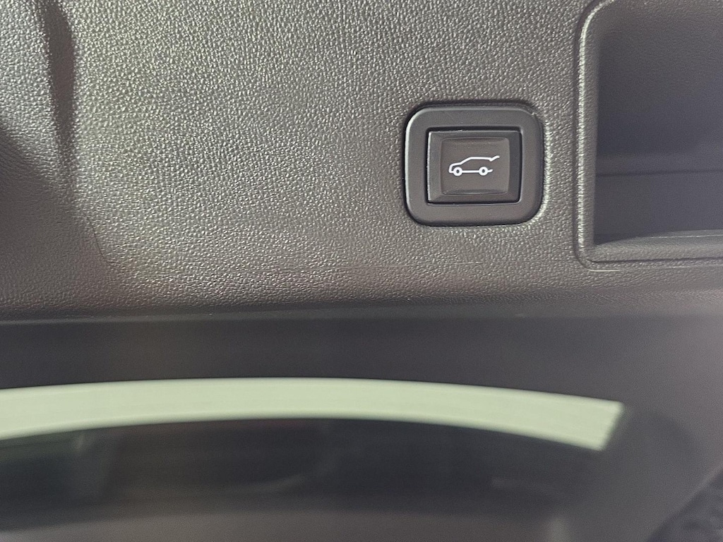 Used 2022 GMC Terrain SLT SUV