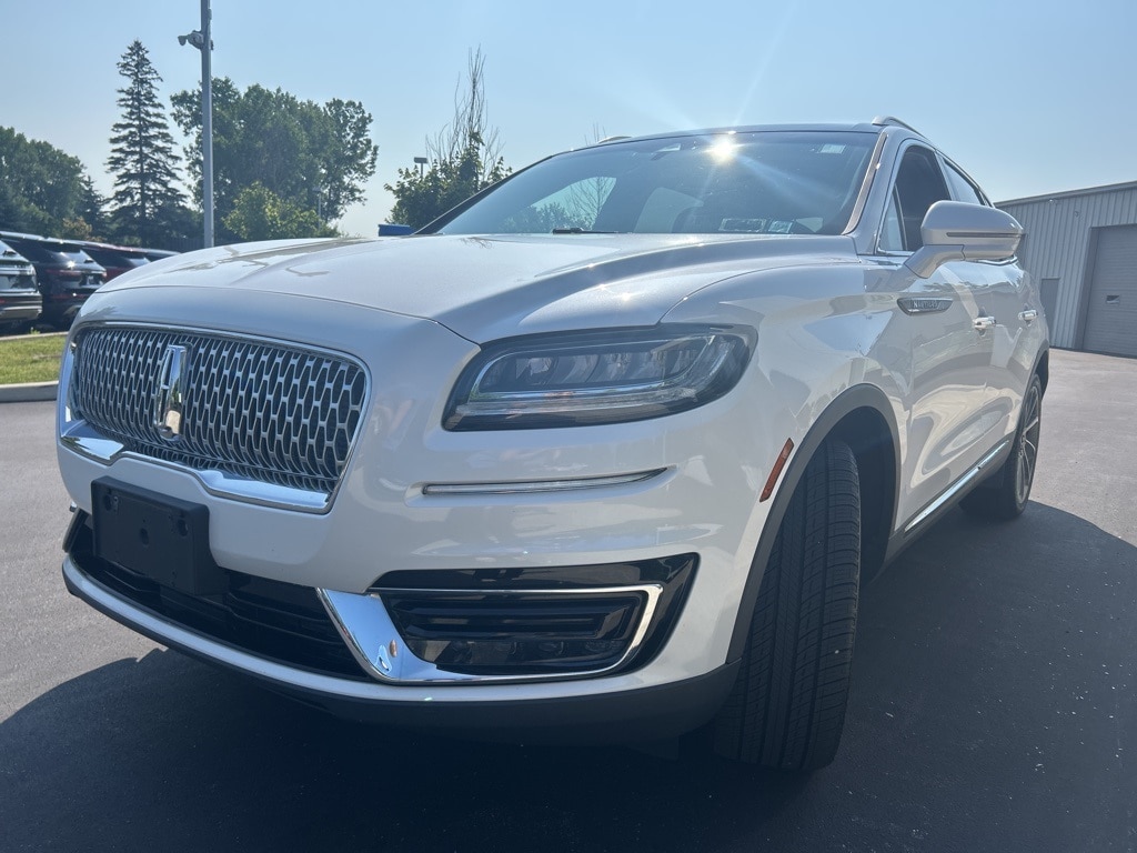 Used 2019 Lincoln Nautilus Reserve with VIN 2LMPJ8LP4KBL21110 for sale in Getzville, NY