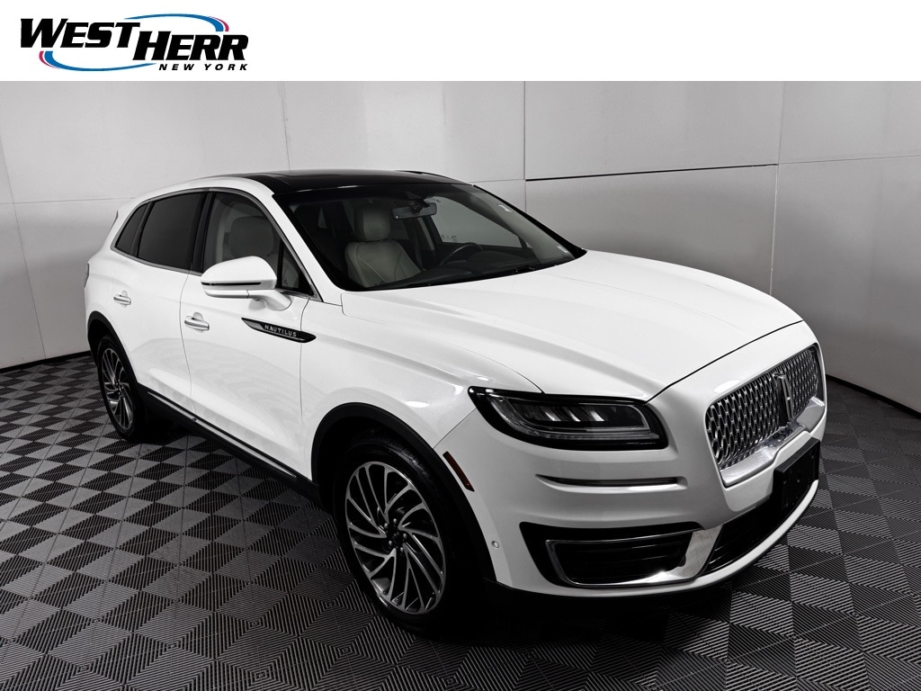 2020 Lincoln Nautilus Reserve's photo