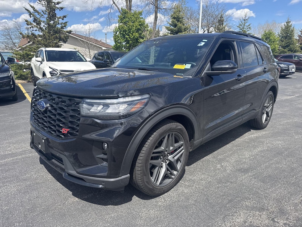 Used 2025 Ford Explorer ST SUV
